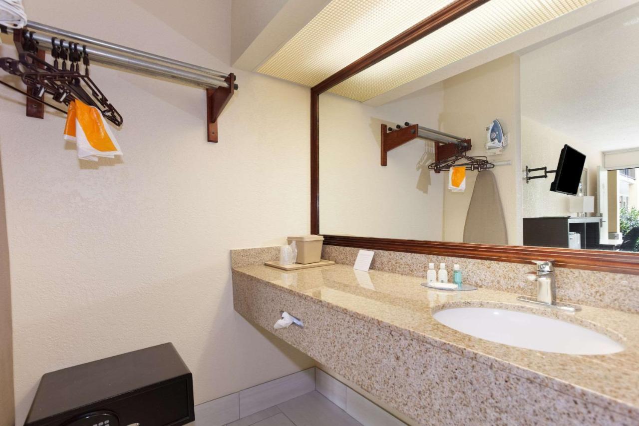 Quality Inn St George I-95 St. George Exteriér fotografie
