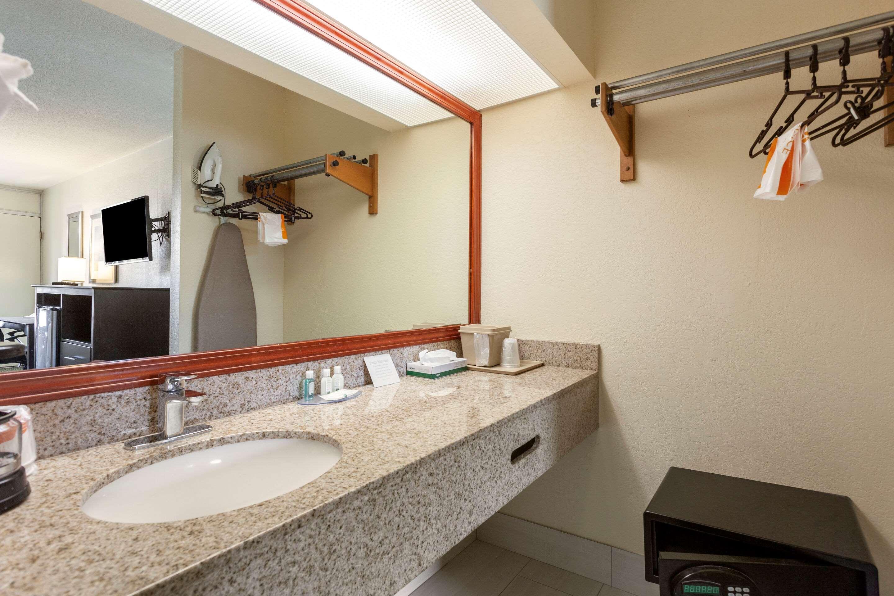 Quality Inn St George I-95 St. George Exteriér fotografie